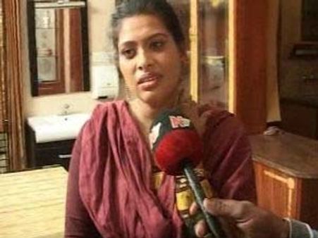 యాక్సిడెంట్ చేసిన టీవీ హీరోయిన్-బాలుడి మృతి