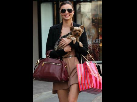 భూలోకంలో ఆమె సెక్సీయెస్ట్ ఉమెన్