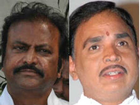 మోహన్ బాబు అనుచరులనుంచి ప్రాణ హాని ఉందంటూ ఫిర్యాదు