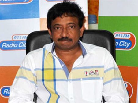 వారితో మాట్లాడాక కన్నీళ్లొచ్చాయి:రామ్ గోపాల్ వర్మ