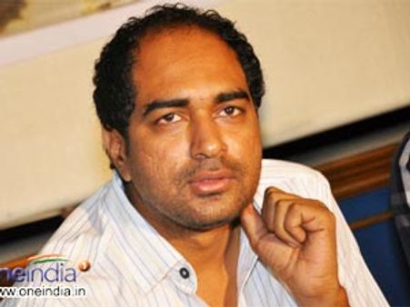 ప్రస్తుత రాజకీయాలకు టచ్ కాదు: క్రిష్