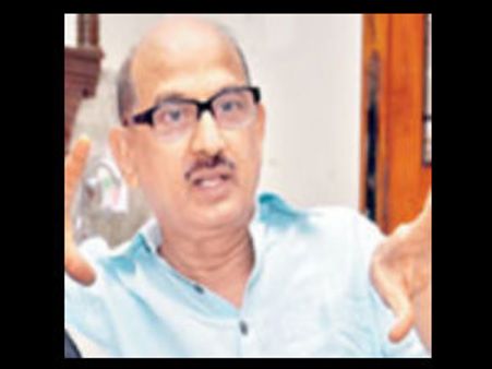 తెలుగు సినిమాలకు తెలుగు పేర్లే పెట్టాలి