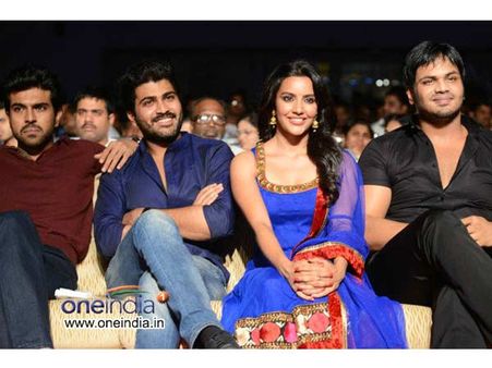 శర్వానంద్ చెయ్యకపోతే నేనే చేస్తా: రామ్‌ చరణ్‌(ఫొటో ఫీచర్)