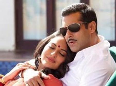 పోలీసులకు స్పెషల్‌ ప్రీమియర్ షో