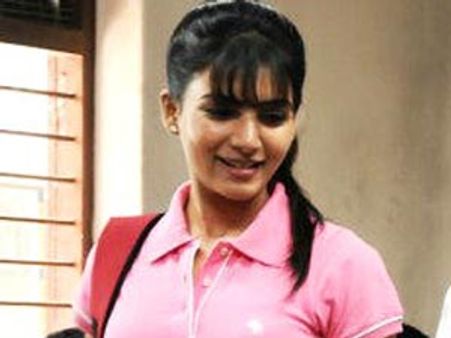 సమంత మాయ... ఆ రెండు పెద్ద సినిమాలు డీలా!