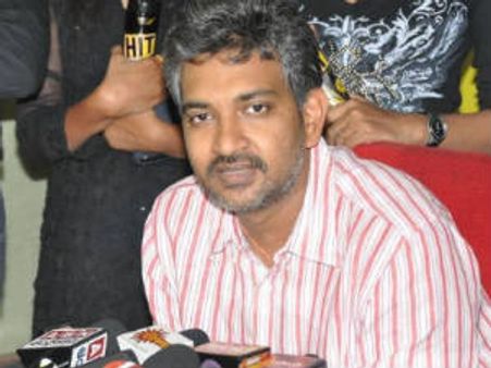 ‘ఈగ’ రేటింగ్ అదిరింది : రాజమౌళి