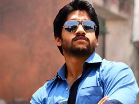 చెర్రీ దార్లో..: తమన్నా, సమంతలతో చైతూ సయ్యాట?