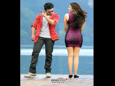 అమెరికాలో ‘నాయక్’ రికార్డ్... 100 స్క్రీన్లలో!