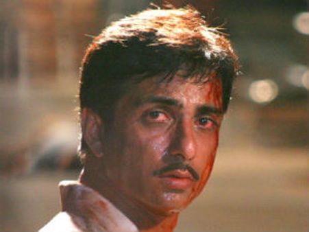 నాగ్ 'భాయ్' షూటింగ్ లో ప్రమాదం