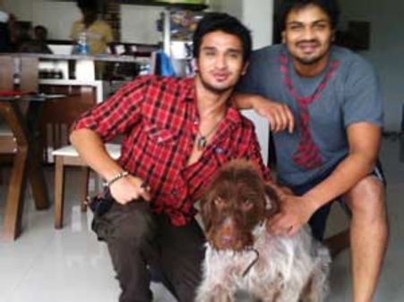 మంచు లక్ష్మి గదిలో దొంగలు... పట్టుకున్న మనోజ్