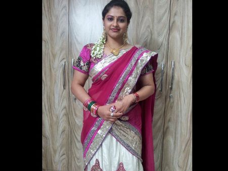 సన్నబడ్డ రాశి.. ‘మిర్చి’తో రీఎంట్రీ(ఫోటో)