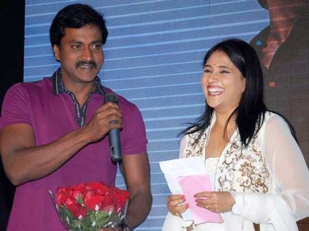 అప్పుడు మహేష్, ప్రభాస్, నాని.... ఇప్పుడు సునీల్!