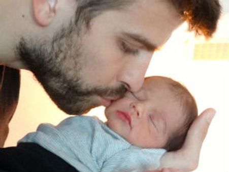 పాప్ స్టార్ షకీరా కొడుకు ఫస్ట్ లుక్ ఫోటో