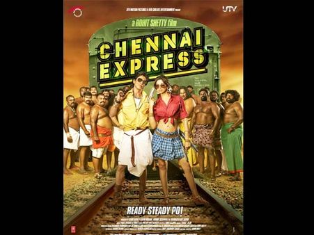 హీరోయిన్ చేత లుంగీ కట్టించిన స్టార్ హీరో, డైరక్టర్