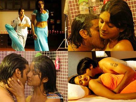 బాత్రూం హాట్ సీన్లు వీరి కెరీర్‍‌ని నిలబెట్టేనా?(ఫోటో ఫీచర్)