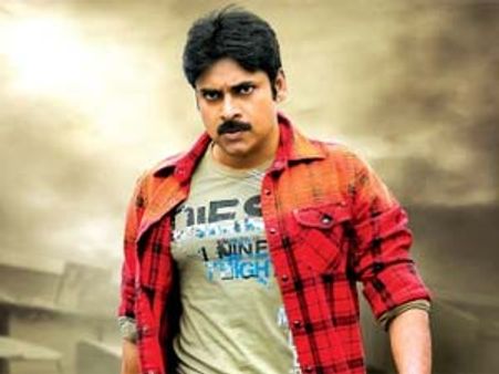 విచిత్రమైన టైటిల్ రిజస్టర్ చేయించిన పవన్ కళ్యాణ్