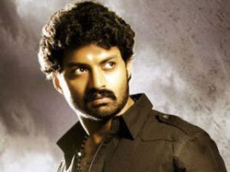 కళ్యాణ్ రామ్ తన 3డి 'ఓం' గురించి..