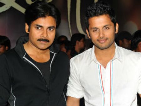 నితిన్ సినిమాలో పవన్ కళ్యాణ్ సాంగ్ రీమిక్స్