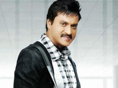 స్టార్ హీరో రేంజిలో... సునీల్ చేతిలో వరుస ప్రాజెక్టులు!