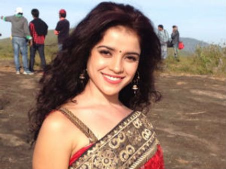 హీరో, దర్శకుడితో సెక్స్ : హీరోయిన్ స్పందన ఇలా..