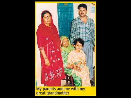 కంగనా రనౌత్ ఇంట్లోంచి గెంటివేయబడ్డ క్షణాలు (ఫోటోలు)