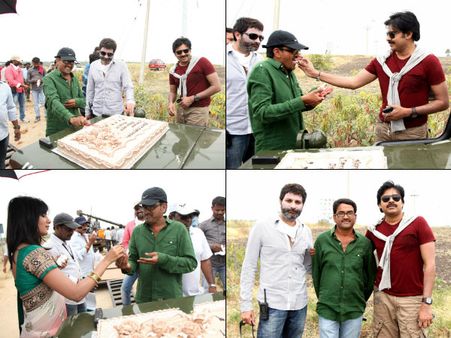 పుట్టిన రోజు వేడకలో పవన్ కళ్యాణ్ ( అరుదైన ఫోటోలు)