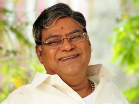 పిచ్చి అనుకుంటున్నారు, పట్టించుకోను: కోట శ్రీనివాసరావు