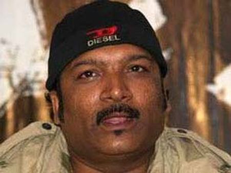 ఎన్టీఆర్ ఫ్యాన్ మృతి: పోలీసులపై కోన వెంకట్ ఫైర్