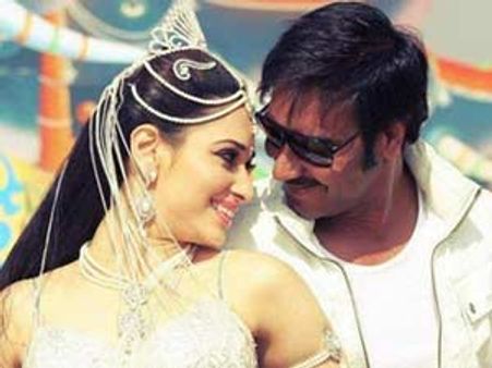 ‘హిమ్మత్‌వాలా’ టాక్, తమన్నాకు చేదు అనుభవం!