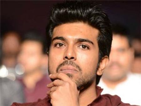 తెలుగు హీరోలకు ఆ సత్తాలేదంటూ... రామ్ చరణ్ కామెంట్