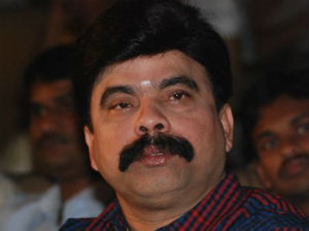 పవర్‌ స్టార్‌ అరెస్టుకు రంగం సిద్దం