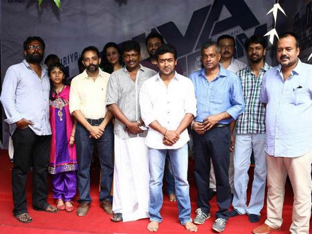 'ధ్రువ్‌' అనే పాత్రలో హీరో సూర్య