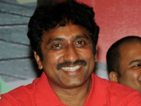 ఆ తిట్లు నా సెంటిమెంట్ : శ్రీను వైట్ల