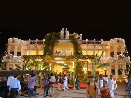 పవన్ ‘అత్తారింటికి దారేది’ భారీ హౌస్ సెట్ ‌(ఫోటో)