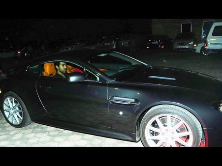 మహేష్, రామ్ చరణ్, పవన్, ఎన్టీఆర్ వాడే కార్లు.. (ఫోటో ఫీచర్)