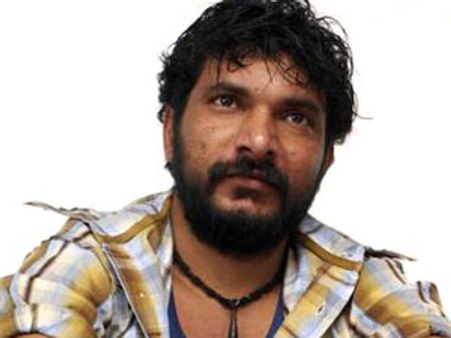 విశాల్ దర్శకుడి తండ్రి మాయం, పోలీసులు సెర్చింగ్