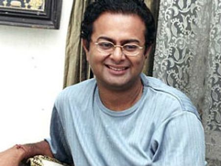 బెంగాలీ దర్శకుడు రీతూ పర్ణోఘోష్ మృతి