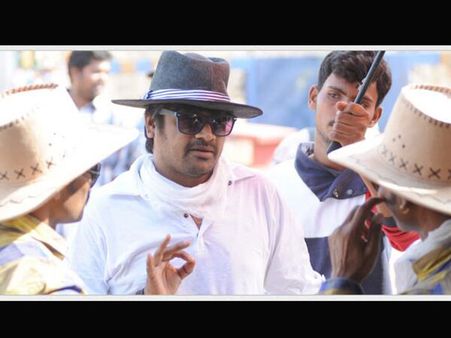 మక్కెలిరగదీస్తున్న జూ ఎన్టీఆర్, హరీష్ ట్వీట్