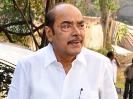 జూ. ఎన్టీఆర్‌తో మాట్లాడాను... చేస్తానన్నాడు: రామానాయుడు