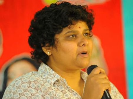 రానాతో ఆ రీమేక్ చేయడంలేదు: నందినీరెడ్డి