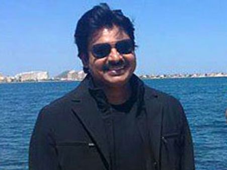 ‘అత్తారింటికి దారేది' లో పవన్ కళ్యాణ్ ఇంట్రడక్షన్