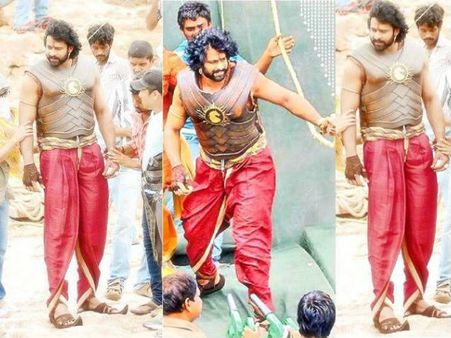 'బాహుబలి' ఫస్ట్ డే వర్కింగ్ స్టిల్స్ ( లీకెడ్ ఫోటోలు)