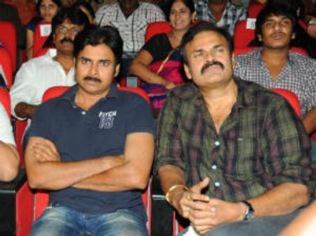 డైలమాలో నాగబాబు, ఆ నిర్ణయం వెనక పవన్?