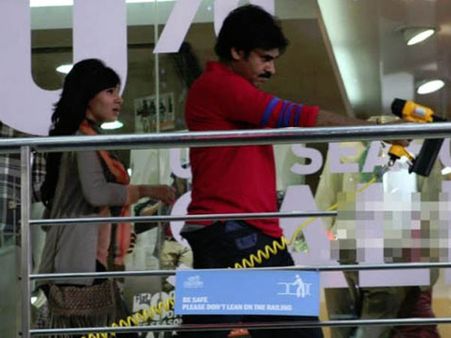 హ్హహ్హహ్హ.... ‘అత్తారింటికి దారేది’ చూస్తే అంతే!