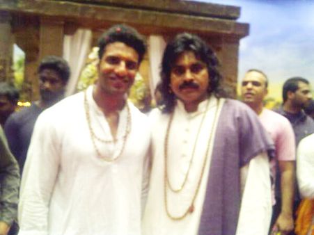 AD: అత్తాపూర్ బాబా గెటప్‌లో పవన్ కళ్యాణ్