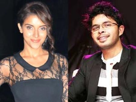 క్రికెటర్ శ్రీశాంత్‌‌తో అసిన్ నటించడం లేదు