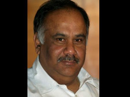 పవన్ కళ్యాణ్ అభిమానులకు నిర్మాత విజ్ఞప్తి