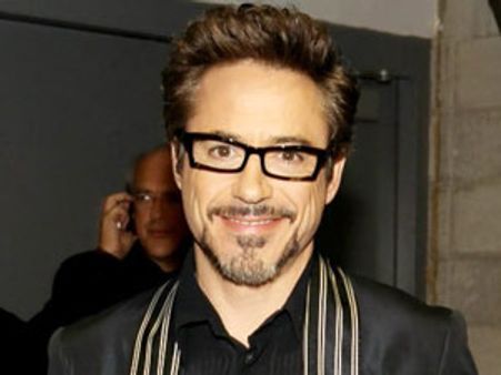 రూ. 450 కోట్లు : రెమ్యూనరేషన్లో టాప్ హీరోలు వీరే!