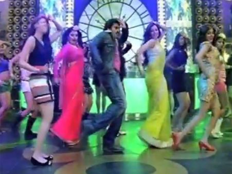 ‘అత్తారింటికి దారేది’ ట్రైలర్ రివ్యూ...