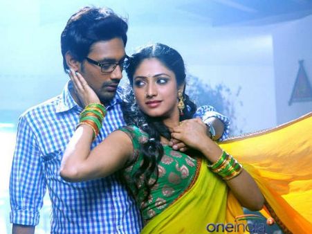 చూస్తే లాస్ ...('అబ్బాయి క్లాస్ అమ్మాయి మాస్' రివ్యూ)